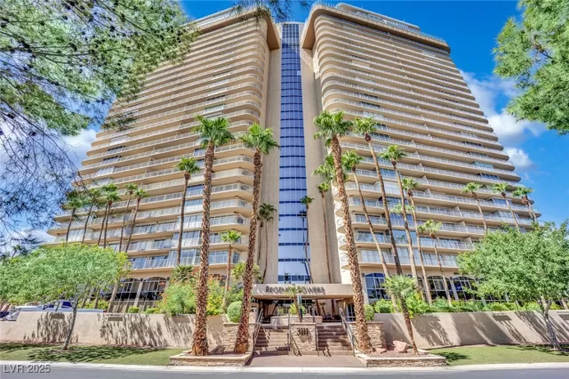 MLS: 2719847 Condo For Sale