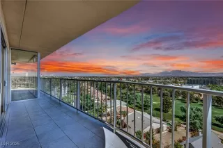 Photo #2: 2719847 Listing