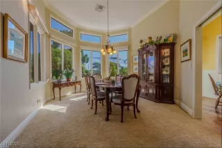 Photo #5: 2719850 Listing