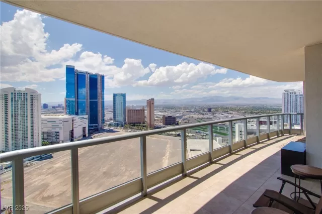 MLS: 2719856 Condo For Sale