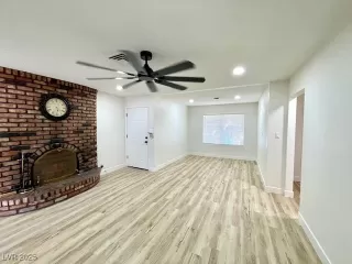 Photo #6: 2719860 Listing 