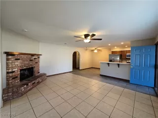 Photo #3: 2719883 Listing 