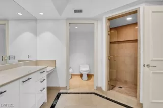 Photo #5: 2719889 Listing