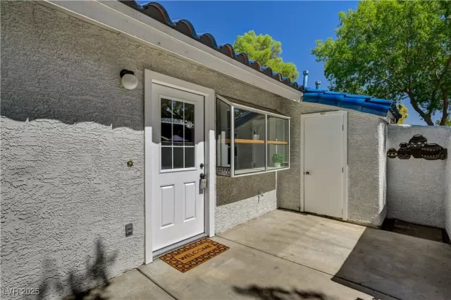 MLS: 2719915 Condo For Sale