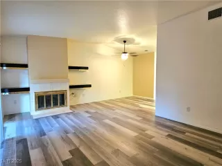 Photo #5: 2719923 Listing 