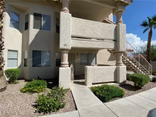 Photo #5: 2719951 Listing