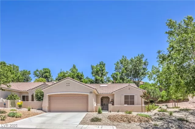 MLS: 2719973 Condo For Sale