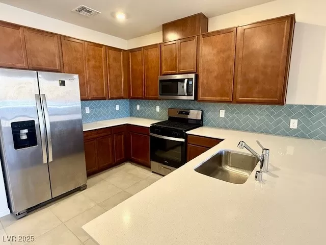 MLS: 2719981 Condo For Sale