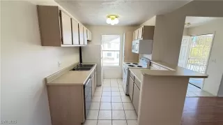 Photo #6: 2720016 Listing 