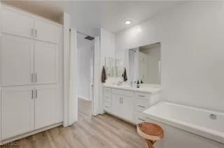 Photo #6: 2720065 Listing 