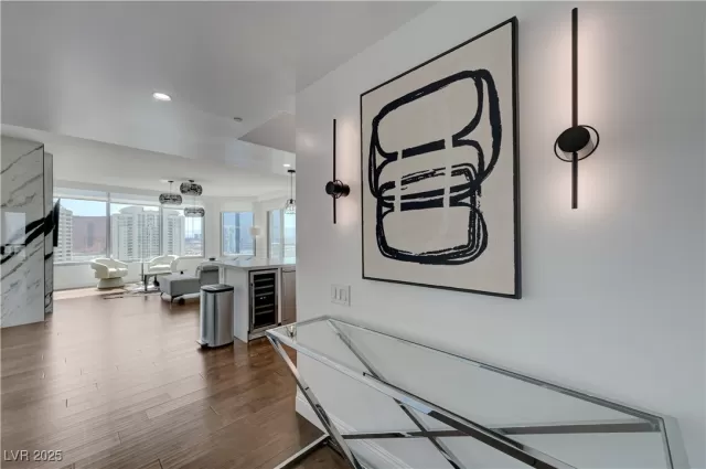 MLS: 2720067 Condo For Sale