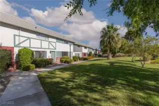 Photo #6: 2720068 Listing