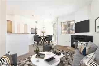 Photo #1: 2720080 Listing 