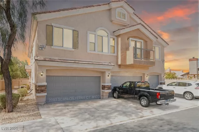 MLS: 2720088 Condo For Sale