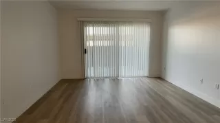 Photo #2: 2720090 Listing 