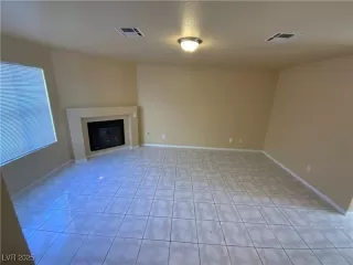 Photo #2: 2720129 Listing 