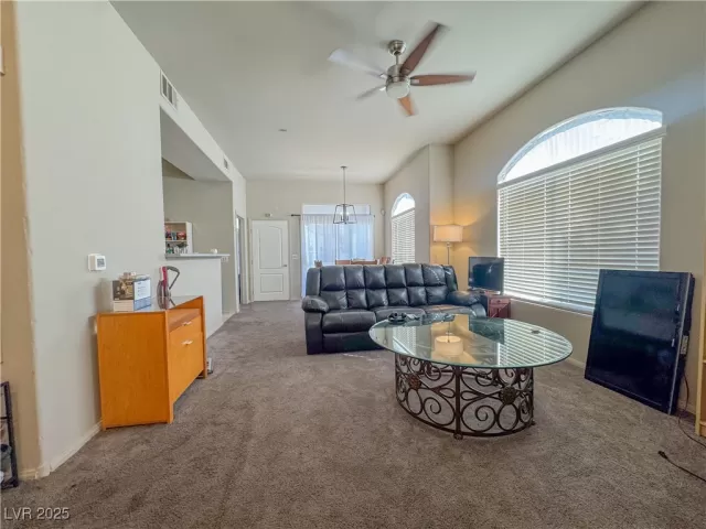 MLS: 2720136 Condo For Sale