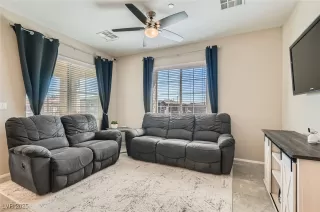 Photo #3: 2720153 Listing 