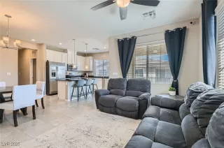 Photo #4: 2720153 Listing 