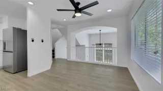 Photo #5: 2720168 Listing 