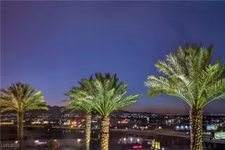 Photo #6: 2720217 Listing 