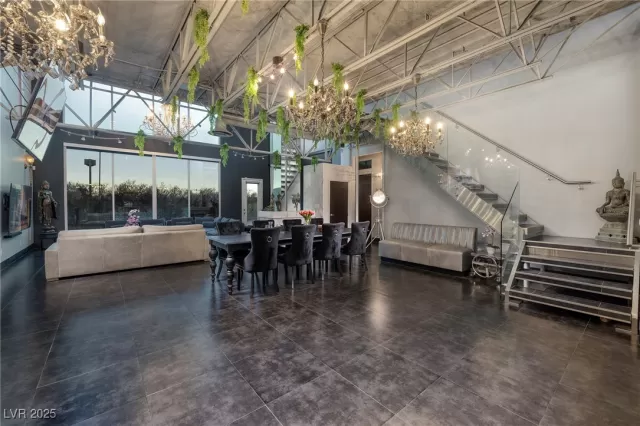 MLS: 2720224 Condo For Sale