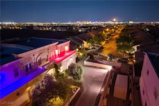 Photo #4: 2720224 Listing