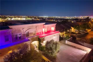 Photo #6: 2720224 Listing