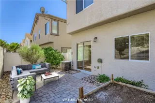 Photo #6: 2720230 Listing 