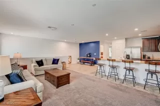 Photo #4: 2720237 Listing 