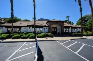 Photo #1: 2720239 Listing 