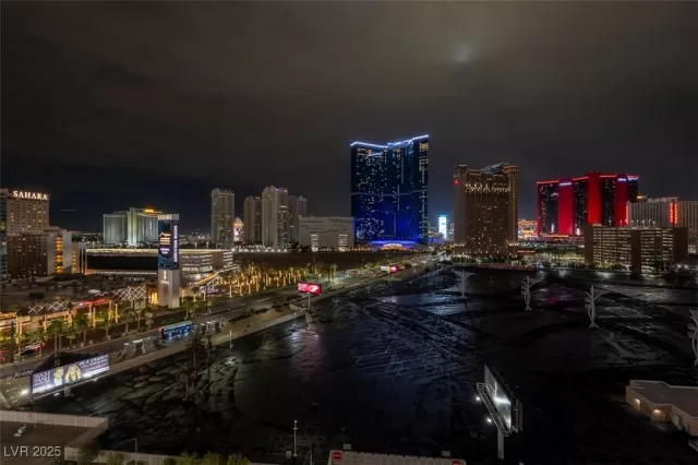 MLS: 2720243 Condo For Sale