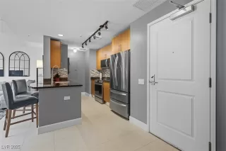 Photo #5: 2720243 Listing 