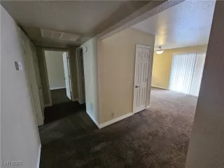 Photo #1: 2720266 Listing 