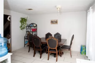 Photo #6: 2720270 Listing