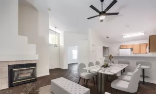 Photo #2: 2720280 Listing 