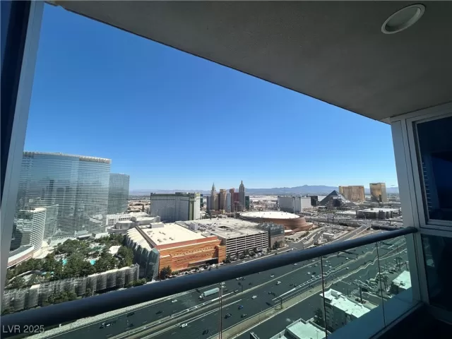 MLS: 2720282 Condo For Sale