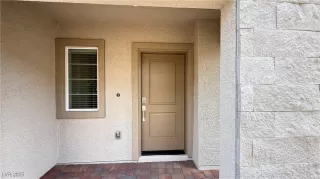 Photo #3: 2720289 Listing 