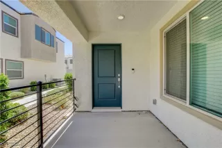 Photo #1: 2720299 Listing 