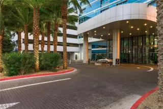 Photo #3: 2720304 Listing