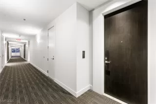 Photo #5: 2720304 Listing