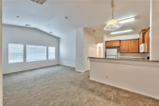 Photo #1: 2720317 Listing 