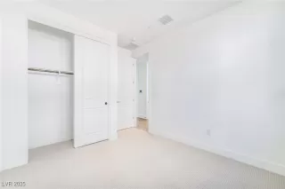 Photo #3: 2720338 Listing 