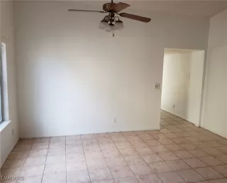 Photo #5: 2720341 Listing 