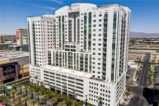 Photo #1: 2720348 Listing 