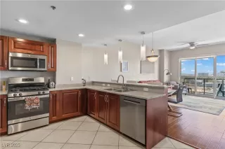 Photo #6: 2720348 Listing 