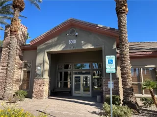 Photo #1: 2720354 Listing 