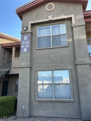 Photo #4: 2720354 Listing 