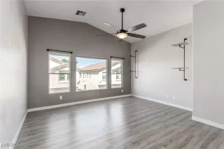 Photo #1: 2720382 Listing