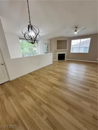 Photo #3: 2720386 Listing 